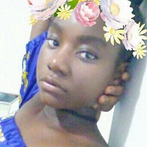 Meet your Posher, Charlesline